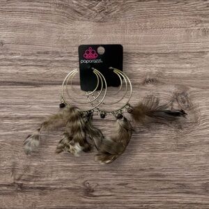 Paparazzi‎ Gold Feather Earrings